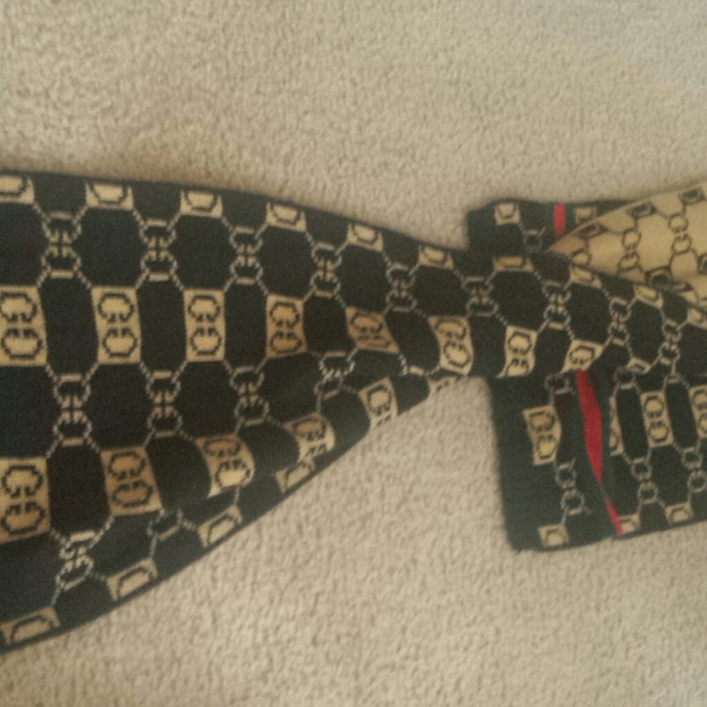 Gucci - Picture 2 of 2